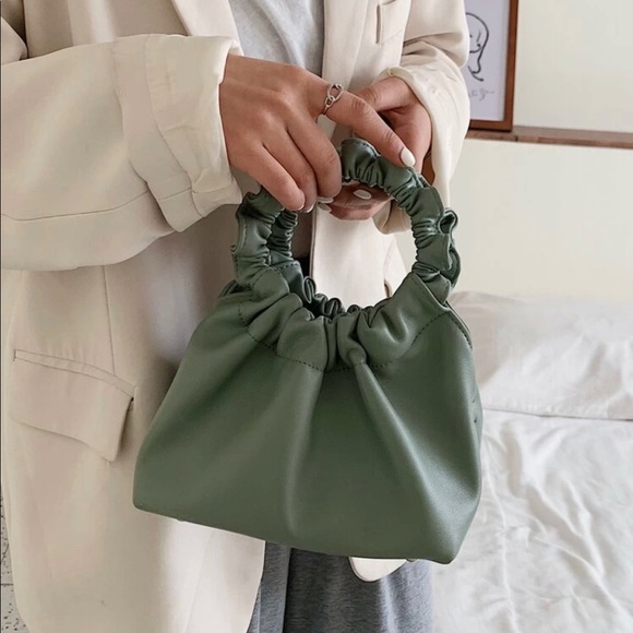 Scrunchie - Picture 2 of 3